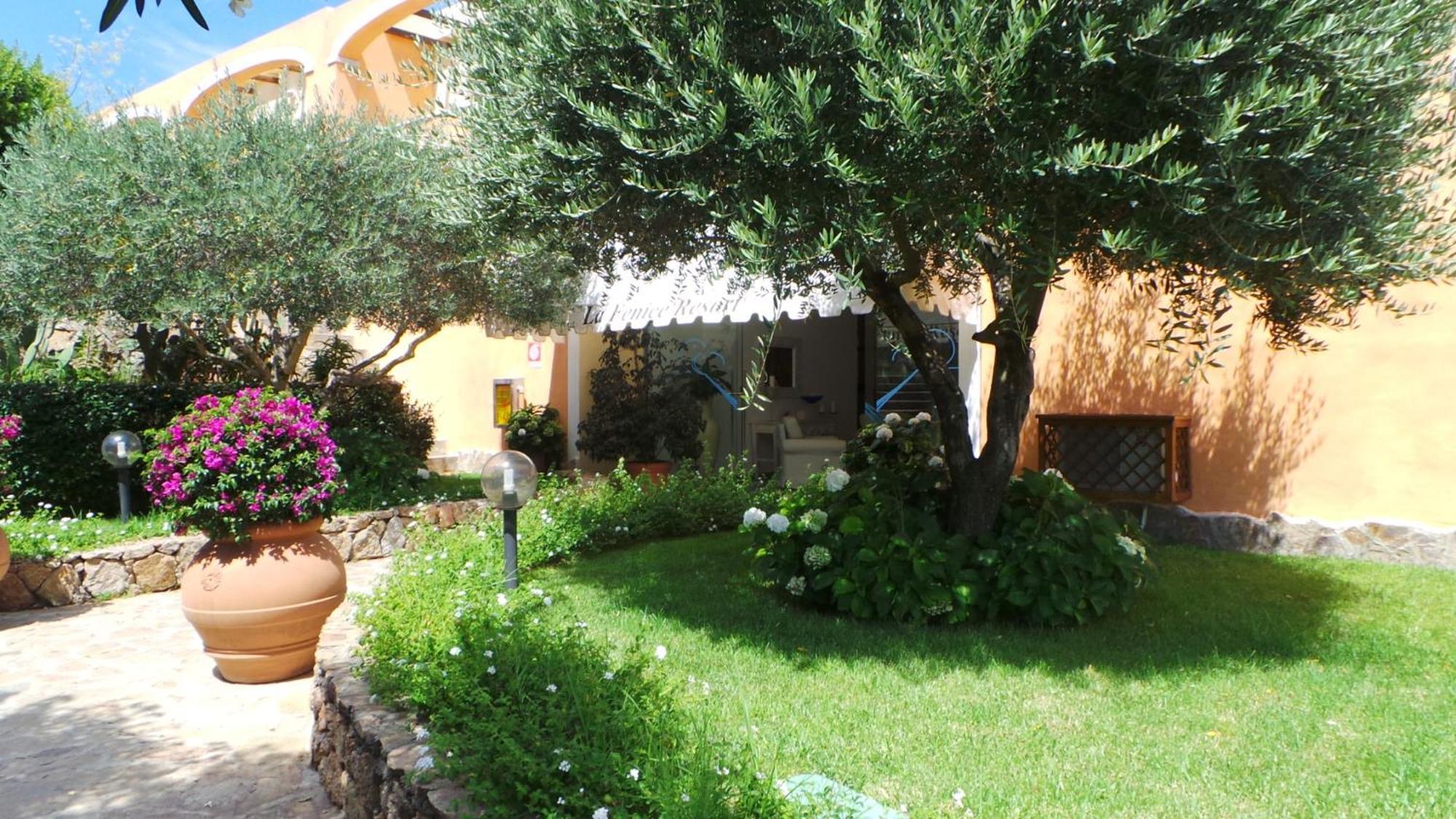 La Fenice Resort Olbia Esterno foto